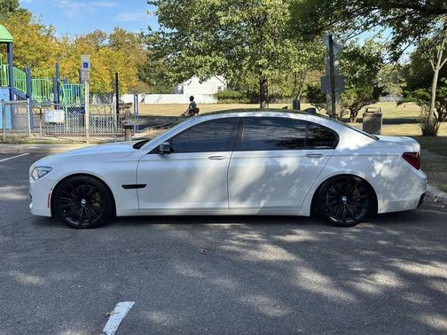 2015 BMW 750 Li xDrive