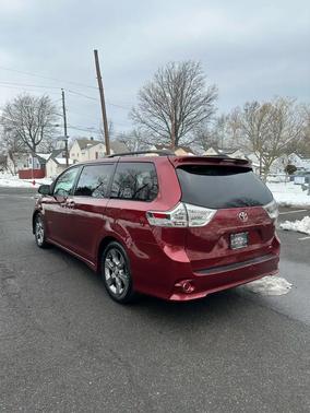2014 Toyota Sienna SE