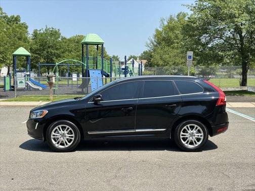 2015 Volvo XC60 T5 Premier