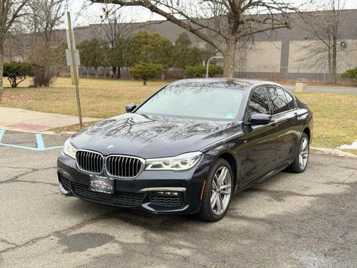 2016 BMW 750 i xDrive