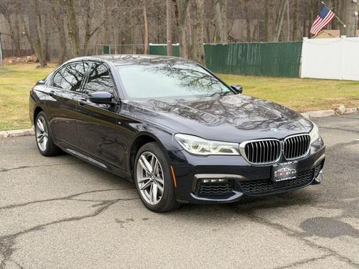 2016 BMW 750 i xDrive