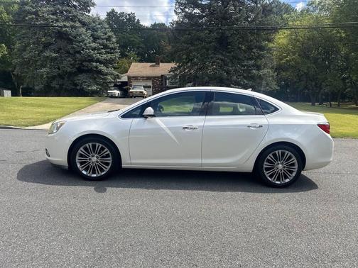 2012 Buick Verano Leather