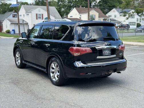 2013 INFINITI QX56 Base