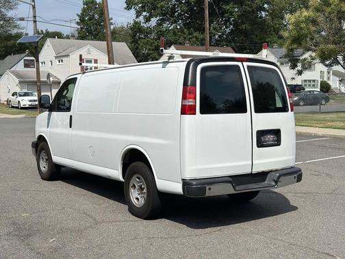 2018 GMC Savana 2500 Work Van