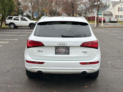 2014 Audi Q5 2.0 quattro Premium