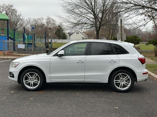 2014 Audi Q5 2.0 quattro Premium