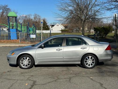 2006 Honda Accord SE