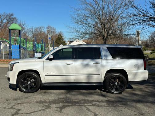 2016 GMC Yukon XL SLT