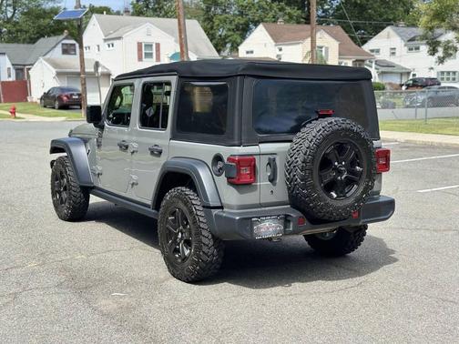 2018 Jeep Wrangler Unlimited Sport