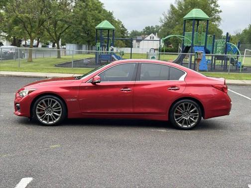 2017 INFINITI Q50 3.0t RED SPORT 400