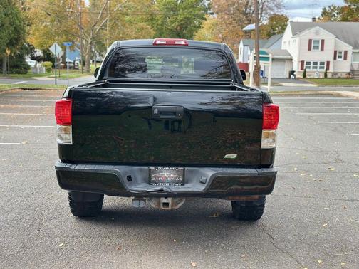 2011 Toyota Tundra Grade