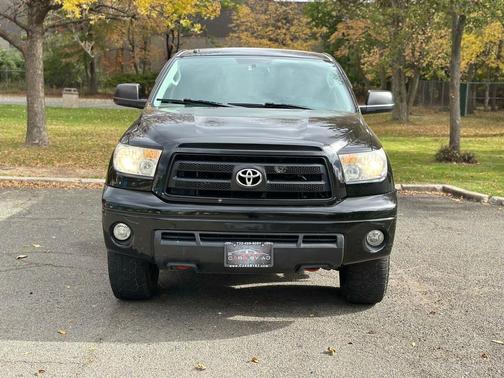 2011 Toyota Tundra Grade
