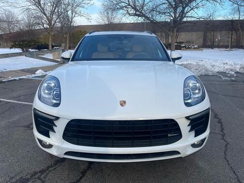 2018 Porsche Macan S
