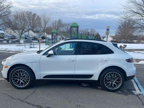 2018 Porsche Macan S