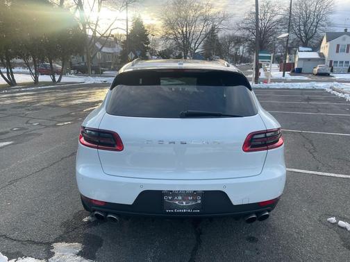 2018 Porsche Macan S