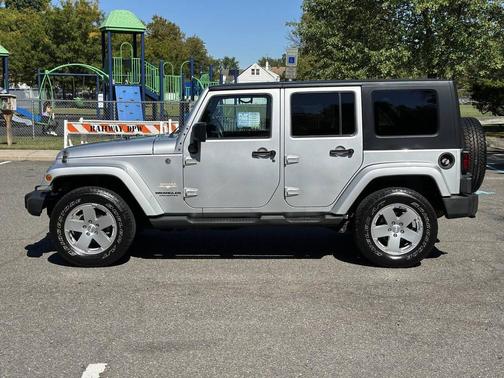 2010 Jeep Wrangler Unlimited Sahara