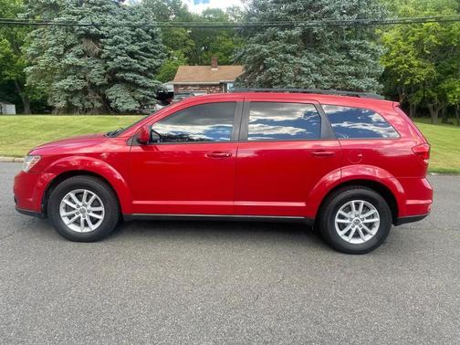 Red 2014 Dodge Journey SXT