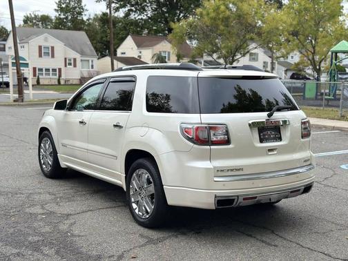 2014 GMC Acadia Denali
