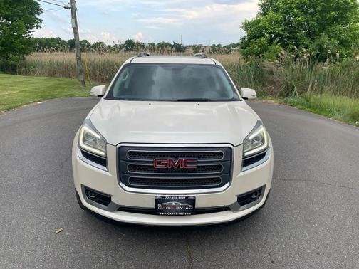 White 2014 GMC Acadia SLT-2