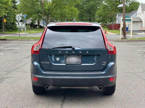 2011 Volvo XC60 T6