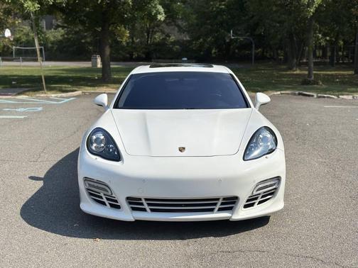 2010 Porsche Panamera Turbo