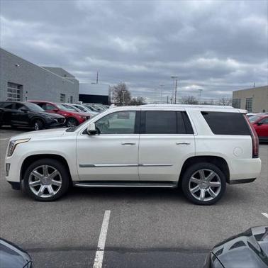 2015 Cadillac Escalade Luxury