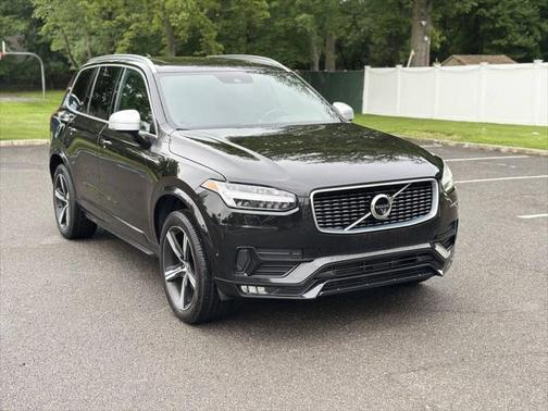 2017 Volvo XC90 T6 R-Design