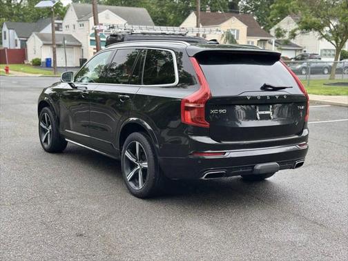 2017 Volvo XC90 T6 R-Design