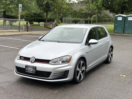2016 Volkswagen Golf GTI 2.0T S 4-Door