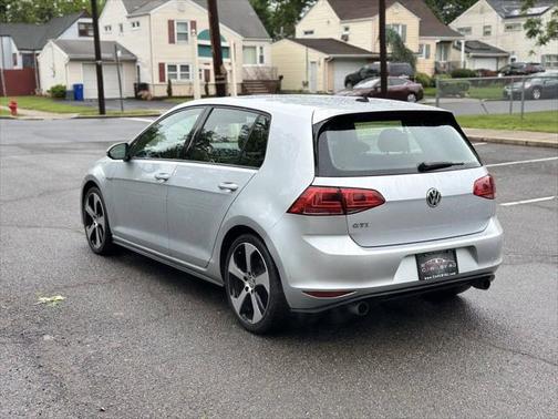 2016 Volkswagen Golf GTI 2.0T S 4-Door
