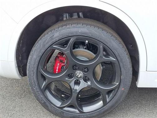 2025 Alfa Romeo Stelvio Special Edition