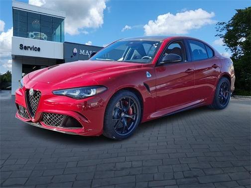 2024 Alfa Romeo Giulia Quadrifoglio
