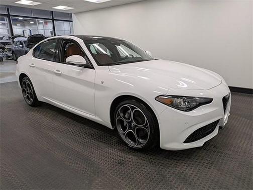 2022 Alfa Romeo Giulia Ti