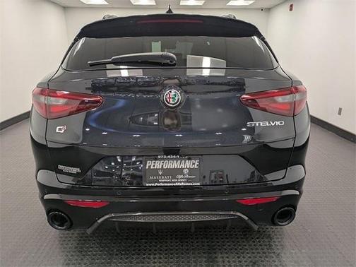 2022 Alfa Romeo Stelvio Ti