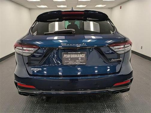 2024 Maserati Levante Trofeo V8 Ultima