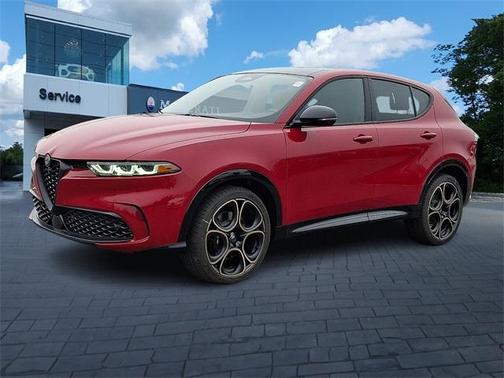 2025 Alfa Romeo Tonale Base