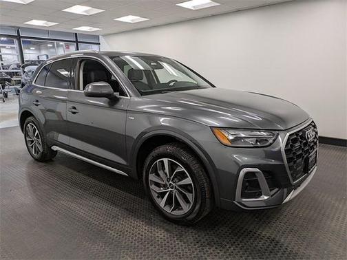 2022 Audi Q5 45 S line quattro Premium