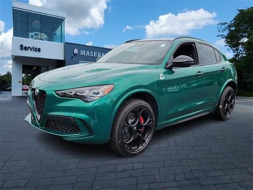 2024 Alfa Romeo Stelvio Quadrifoglio