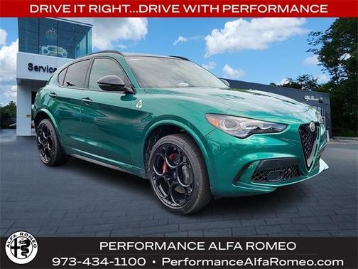 2024 Alfa Romeo Stelvio Quadrifoglio