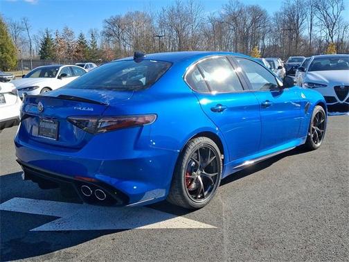 2024 Alfa Romeo Giulia Quadrifoglio