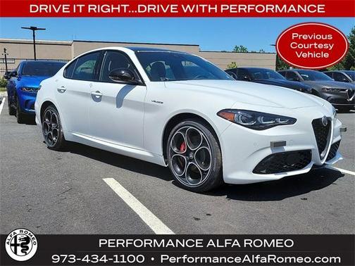 2024 Alfa Romeo Giulia Veloce