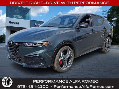 2026 Alfa Romeo Tonale Base