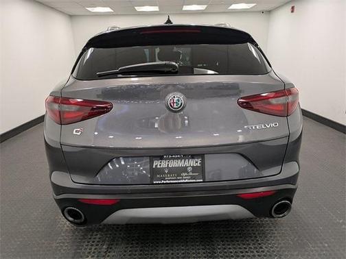 2019 Alfa Romeo Stelvio Ti