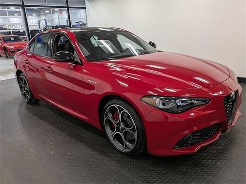 2024 Alfa Romeo Giulia Veloce