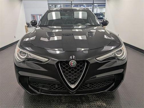 2019 Alfa Romeo Stelvio Quadrifoglio