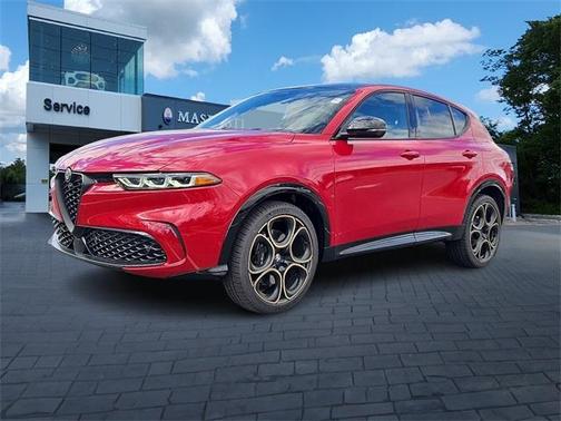 2025 Alfa Romeo Tonale Base