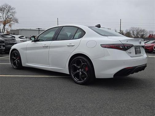 2025 Alfa Romeo Giulia 