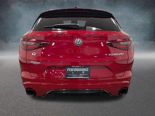 2023 Alfa Romeo Stelvio Veloce