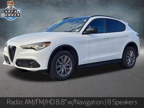 2024 Alfa Romeo Stelvio Base