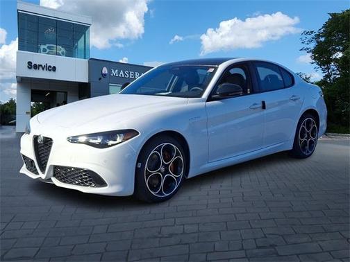 2025 Alfa Romeo Giulia Base